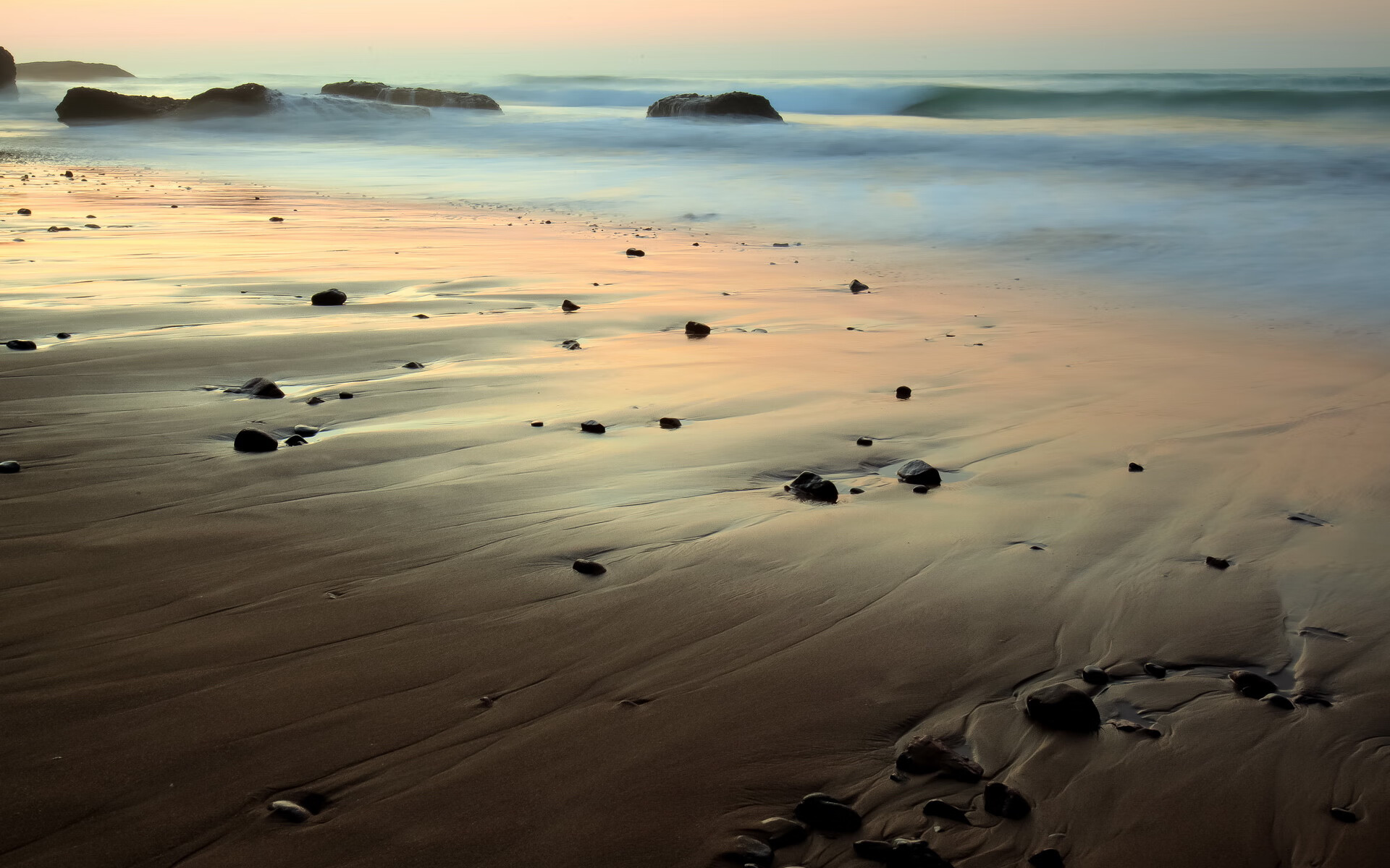 英超裁判语义模型增强多语言环境判罚准确率，英超裁判口哨