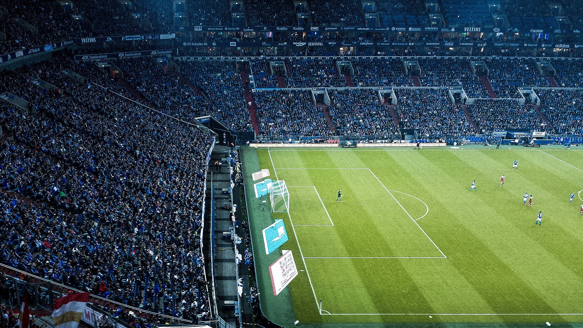 开云真人娱乐官网-“英超绿茵场上的精彩瞬间不断涌现”，英超绿色球衣的俱乐部